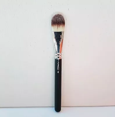 MAC 190 Foundation Brush Full Size Brand New! • $22.80