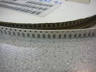 VISHAY CRCW120647R0JNTA 1206 47Ω Ohm 5% SMD RECTANGULAR CHIP RESISTOR Qty.200 • $6.50