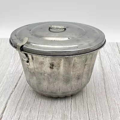 Vintage Aluminum Tin Tall Bundt Steam Plum Pudding Mold Fluted Cake Pan W/Lid • $24.99