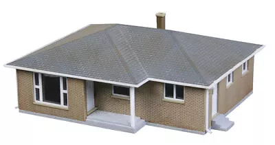 Walthers Cornerstone - Brick Ranch House -- Kit - N • $23.22