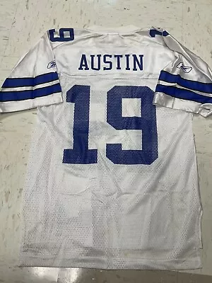 Reebok Classic Dallas Cowboys Miles Austin White Jersey Adult Small • $16.95