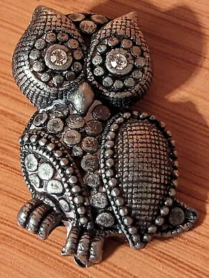 Vintage Textured Silver Tone & Rhinestone Owl Brooch • $6.99