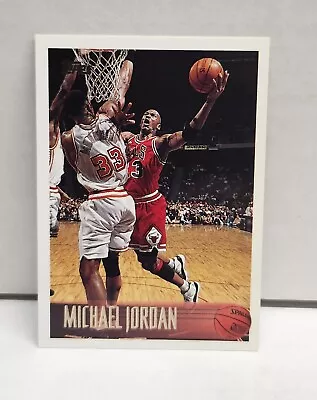 MICHAEL JORDAN 1996-97 Topps #139 ~ Chicago BULLS • $2.50