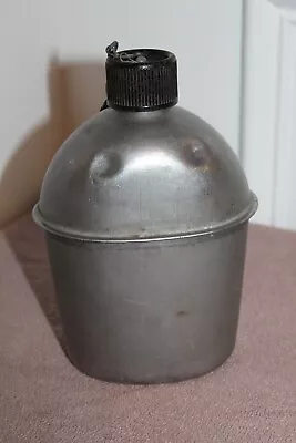 Original WW2 U.S. Army Canteen W/Cap Maker Stamped  S.M. Co. 1945  • $15.16