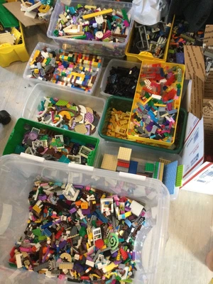 £18.80 • Buy LEGO Bulk LOT 1 Pound -BONUS PICK A MINIFIGURE- Volume Discount & Free Shipping
