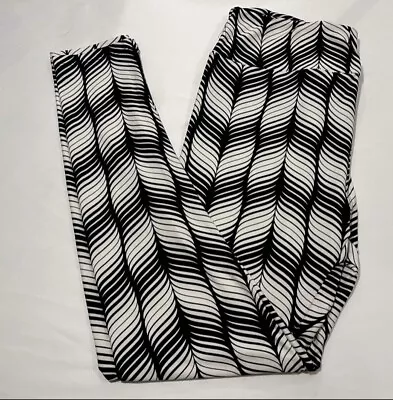 NEW LuLaRoe OS Leggings BLACK WHITE Ethnic TRIBAL Line FEATHER Abstract Stripes • $17.75