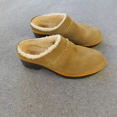 UGG Womens Shoes Size 9 Grey Sherpa Lined Lynwood Waterproof Suede Leather Clog • $34.55