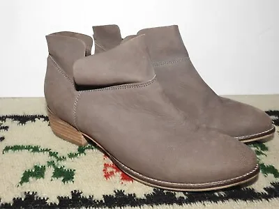 SEYCHELLES SNARE Women's Ankle Boots Dark Grey Leather Size 8 Side Zipper Great  • $24.99