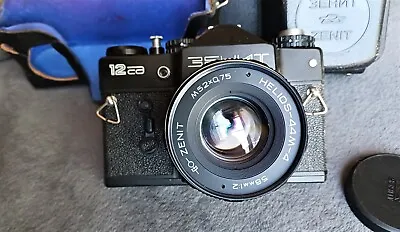 Zenit 12 SD CD Vintage RUSSIAN USSR Camera + Helios-44M-4 58mm F/2.0 Lens • £102.50