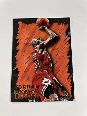 1996-97 Fleer Michael Jordan  Hardwood Leader Basketball Card #123 (BMJ27) • $3.95