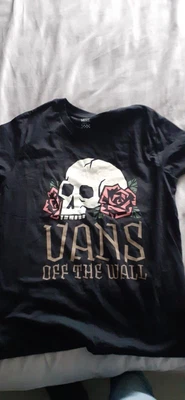 £10 • Buy Vans Skull Tshirt Small Womens