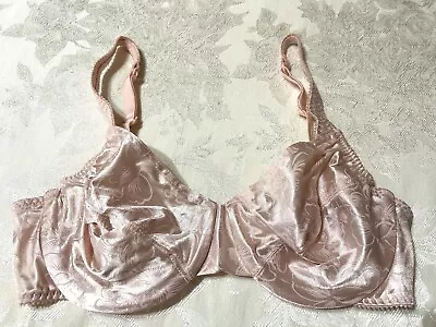 Vtg VASSARETTE 75-440 Second Skin Satin Unlined Underwire 36C Pink Floral Bra • $39.95