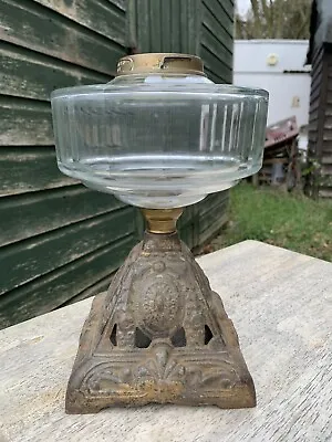 Vintage Oil Lamp Clear Patterned Glass Font & Cast Iron Base • £20