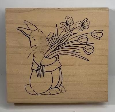 Sue Rupp RABBIT / BUNNY CARRYING FLOWERS Wood Mount Rubber Stamp 1995 • $3.99