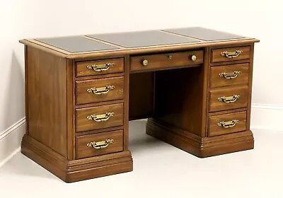 JASPER CABINET Americana Oak Leather Top Traditional Executive Desk • $1895