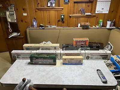 Yuengling Streamliner Train Set 8 Pieces + One Lionel • $1100