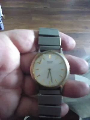 Mens Vintage Pulsar Quartz Watch (has Crack In The Glass Cover • $50