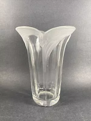 Mikasa Lily Of The Valley Clear Frosted Glass Vase 6.25”tall • $8