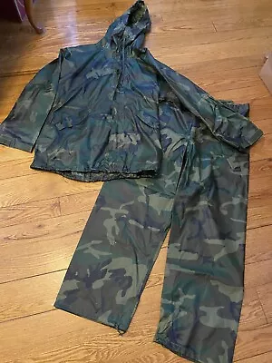 US Military Issue Rain Set Jacket And Pants Woodland  Sz X Small Preowned • $18