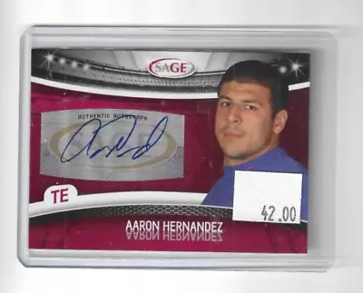 Aaron Hernandez 2010 Sage - Autographs Red #A-25 • $42