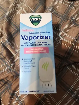 Vicks Pediatric Advanced Waterless Vaporizer - Mini Plug-In W/ Nightlight 4 Ct • $11.98
