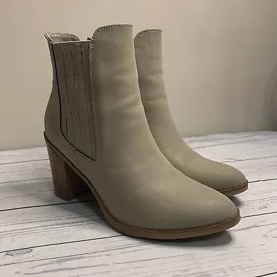 MIA Chelsea Ankle Boots Gray Suede Booties W/  Block Heel Women’s 8.5 • $24.95