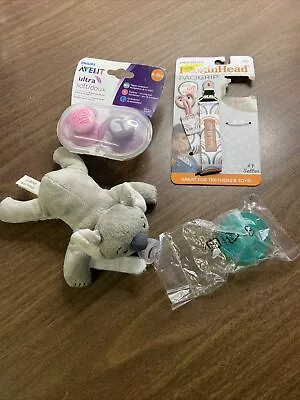 Avent Baby Pacifiers Lot • $15