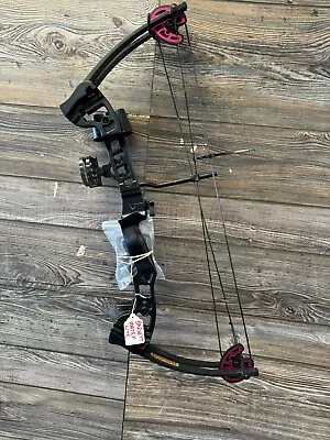 Barnett Vortex Lite Youth Compound Bow Right Handed 18-29#  • $75