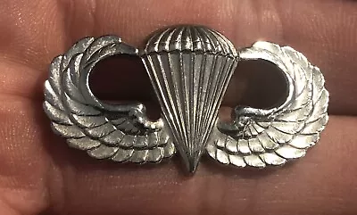 Vintage US Army Paratrooper Para Jump Wings Military Insignia Wing Pin • $14.95