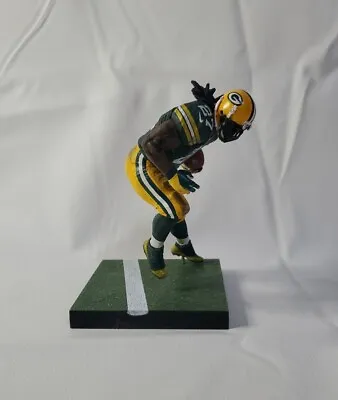 MacFarlane Toys Green Bay Packers Eddie Lacy Sportspicks Series 34 NFL Figurine  • $11.95