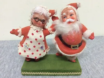 Vintage Santa & Mrs. Claus Dancing Felt Flocked Figures • $15.99