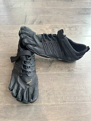 Vibram Five Finger V-Train Shoes Barefoot Men's Sz 11.5-12 EU 46 Black EUC!! • $59.99