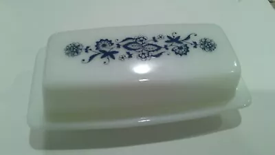 Vintage Pyrex Old Town Blue Onion Covered 1/4 Lb. Butter Dish Milk Glass 72-B • $29.99