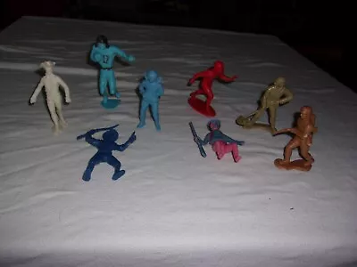 VINTAGE MARX & Other 4  - 5  Tall Sports Soldiers & More • $18.95