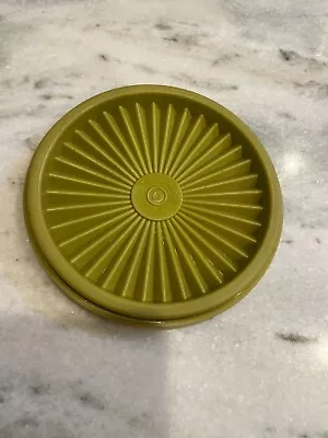 Vintage Tupperware 5” Servalier Replacement Lid #812-27 Avocado Green • $5