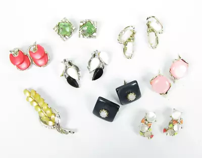 Lot Of Vintage Lucite Jewelry - 7 Pairs Of Clip-On Earrings And 1 Pin - Unsigned • $9.99