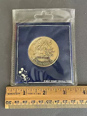 Vintage Disneyland 35 Years Of Magic 1955-1990 Collector Coin In Original Pouch • $12.97