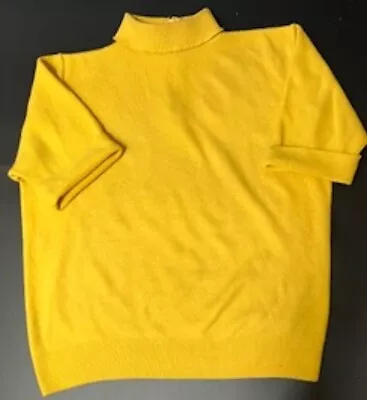 Vintage Justin Charles New York Mustard Woman’s Sweater Top. Size Small • $39.97