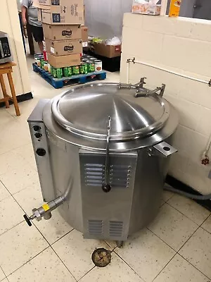 Groen Model EE-40 Electric Powered 40 Gallon Steam Kettle • $2500