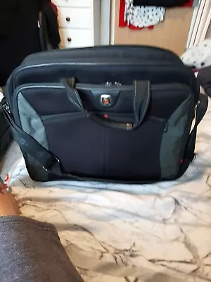 £10 • Buy Wenger Swiss Gear Legacy Double  Black Laptops Sleeve Case Bag