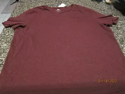 H & M V-Neck T-Shirt - Dark Red - XL - Slim Fit • $6.39