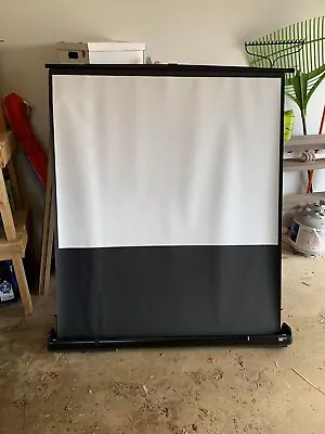 Draper Traveller 230001 Portable 60”Projection Screen • $50