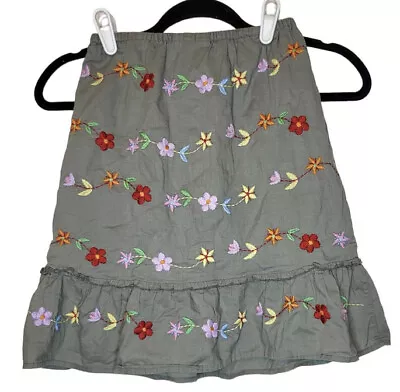 Mini Boden-sz 10-Detailed-Embroidered-Ruffled Hem-Skirt-green- • $20