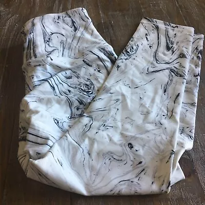 Marika Balance Collection Leggings Size S In White/Black Marble  • $19.13