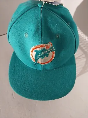 Vintage   Team NFL  Miami Dolphins Snapback Cap Hat - WT All Green W/logo  • $20