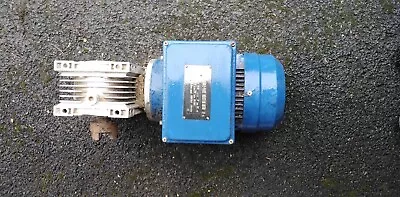 240v SINGLE PHASE ELECTRIC MOTOR Hp2 Kw 1.5 1430 RPM • £130