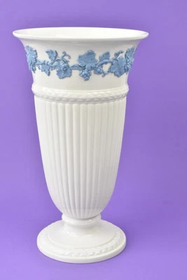 £31 • Buy Rare WEDGWOOD Of Etruria & Barlaston Embossed 'QUEEN'S WARE' Large 13'' Vase EXC