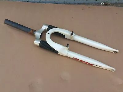 Early 2000s SR Suntour M6200 26  Front Suspension Fork 1-1/8  Threadless Steerer • $29