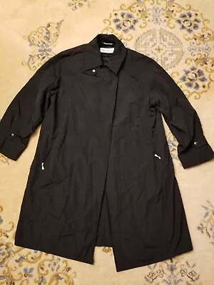 MAX MARA Italy Rainwear Black Windproof Waterproof Overcoat Womens M USA 12 • $94.50