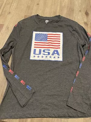 Men’s Eleven Vs 11 USA Long Sleeve Shirt Size Medium  • $2.50